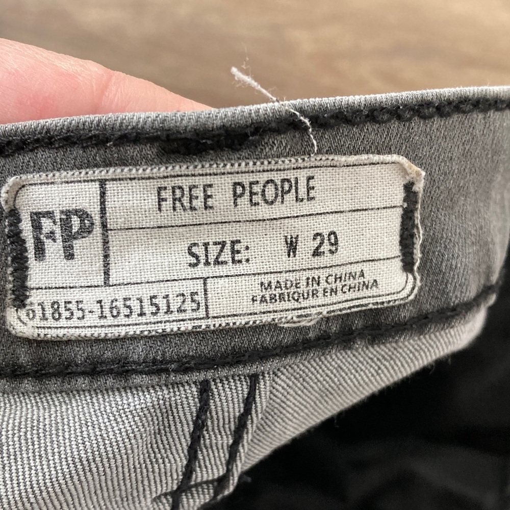 Free People Gray Denim Jeans Sz 29 - Picture 4 of 6